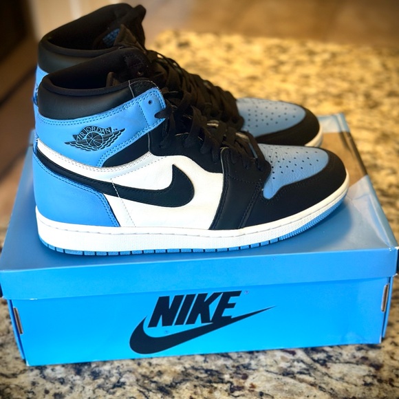 air jordan 1 mid se black white